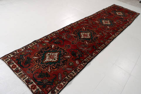 Bakhtiar Red Runner Hand Knotted 34 X 1311 Area Rug 99-111291 Image 4