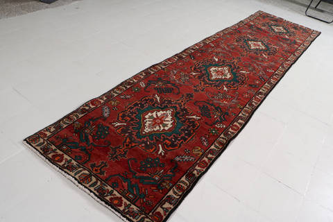 Bakhtiar Red Runner Hand Knotted 34 X 1311 Area Rug 99-111291 Image 6