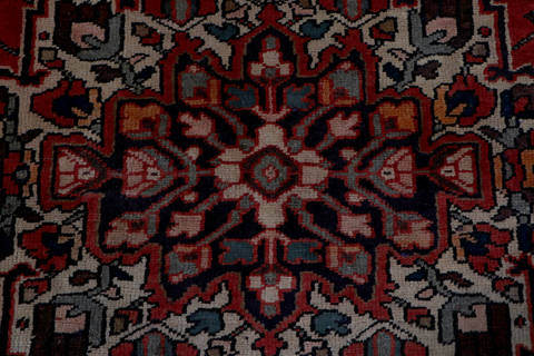 Hamedan Red Hand Knotted 43 X 68 Area Rug 99-111334 Image 6