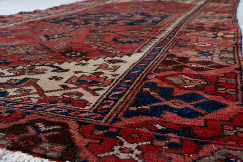 Zanjan Red Hand Knotted 311 X 71 Area Rug 99-111336 Image 10