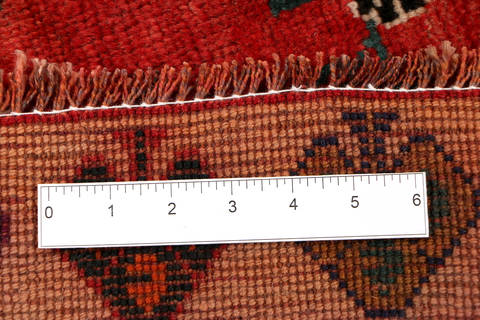 Shiraz Red Hand Knotted 41 X 60  Area Rug 99-111342 Image 14