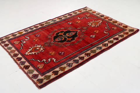 Shiraz Red Hand Knotted 41 X 60  Area Rug 99-111342 Image 3