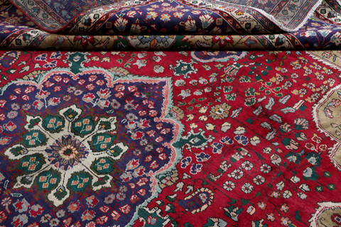 Tabriz Red Hand Knotted 98 X 131  Area Rug 99-111365 Image 14