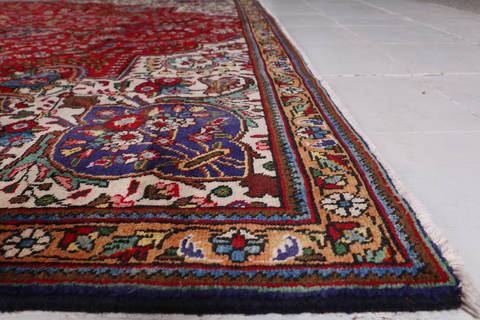 Tabriz Red Hand Knotted 77 X 1011  Area Rug 99-111375 Image 11