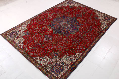 Tabriz Red Hand Knotted 77 X 1011  Area Rug 99-111375 Image 2