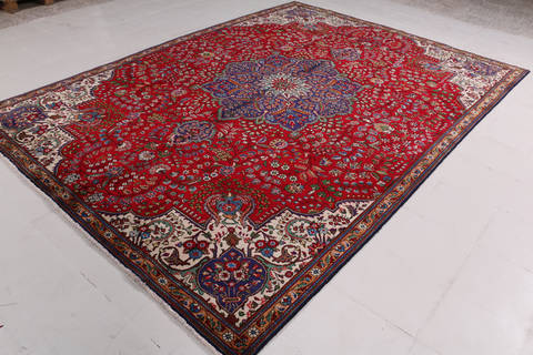 Tabriz Red Hand Knotted 77 X 1011  Area Rug 99-111375 Image 3