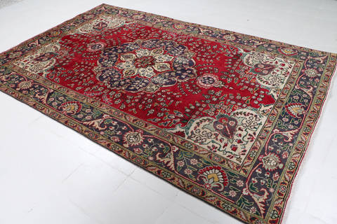 Tabriz Red Hand Knotted 62 X 98  Area Rug 99-111386 Image 3
