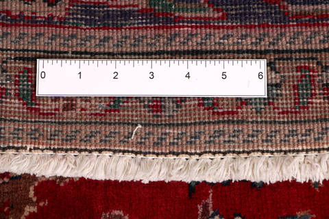 Tabriz Red Hand Knotted 65 X 98  Area Rug 99-111387 Image 14