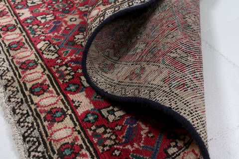 Tabriz Red Hand Knotted 34 X 48 Area Rug 99-111406 Image 12