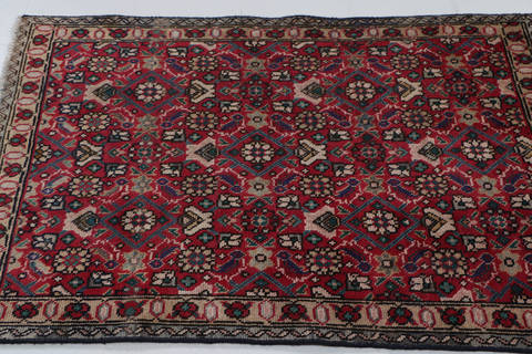 Tabriz Red Hand Knotted 34 X 48 Area Rug 99-111406 Image 4