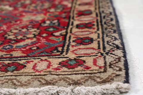 Tabriz Red Hand Knotted 34 X 48 Area Rug 99-111406 Image 8