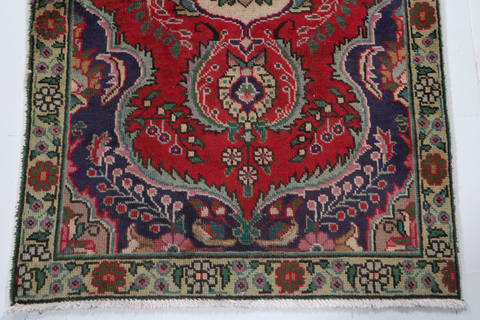 Jaipur Red Hand Knotted 29 X 47 Area Rug 99-111407 Image 7