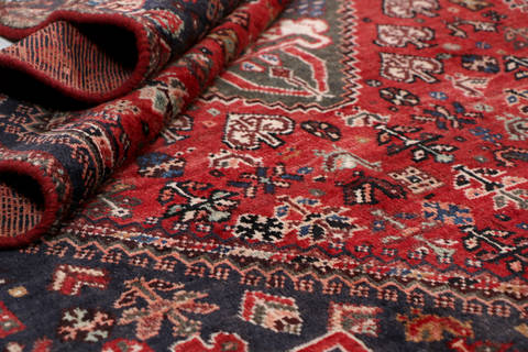 Shiraz Red Hand Knotted 33 X 48  Area Rug 99-111410 Image 10