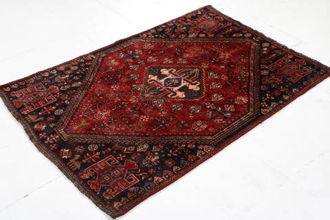 Shiraz Red Hand Knotted 33 X 48  Area Rug 99-111410 Image 3