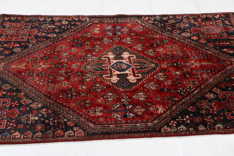 Shiraz Red Hand Knotted 33 X 48  Area Rug 99-111410 Image 4