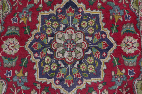 Tabriz Red Hand Knotted 32 X 49  Area Rug 99-111422 Image 5