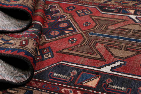 Zanjan Red Runner Hand Knotted 33 X 65 Area Rug 99-111453 Image 10