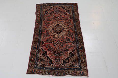 Zanjan Red Runner Hand Knotted 31 X 611 Area Rug 99-111459 Image 1