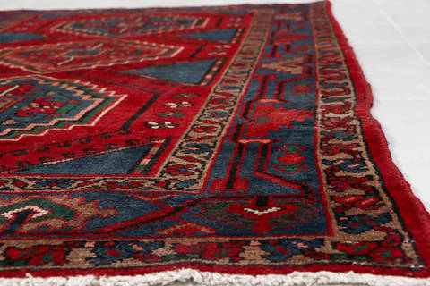 Zanjan Red Hand Knotted 44 X 70 Area Rug 99-111469 Image 10
