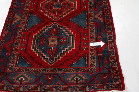 Zanjan Red Hand Knotted 44 X 70 Area Rug 99-111469 Image 11