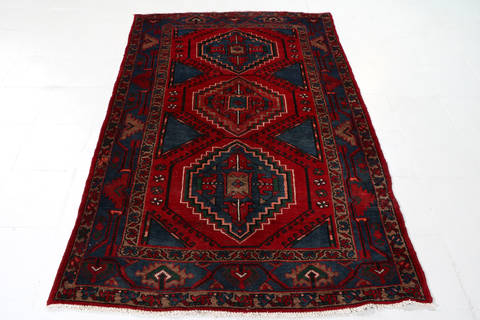 Zanjan Red Hand Knotted 44 X 70 Area Rug 99-111469 Image 2