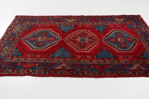 Zanjan Red Hand Knotted 44 X 70 Area Rug 99-111469 Image 5