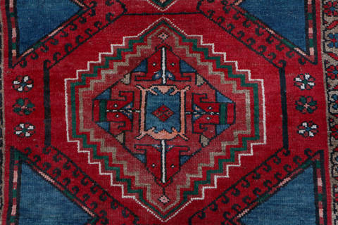 Zanjan Red Hand Knotted 44 X 70 Area Rug 99-111469 Image 6