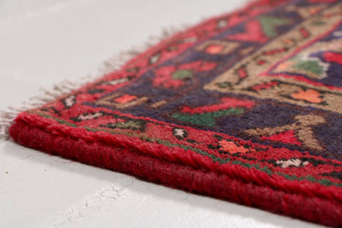 Zanjan Red Runner Hand Knotted 32 X 64 Area Rug 99-111481 Image 10