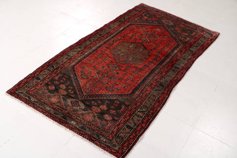 Zanjan Red Hand Knotted 34 X 63 Area Rug 99-111500 Image 2