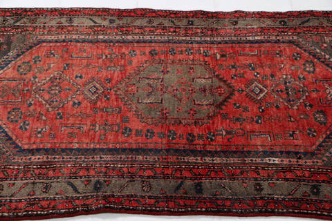 Zanjan Red Hand Knotted 34 X 63 Area Rug 99-111500 Image 6