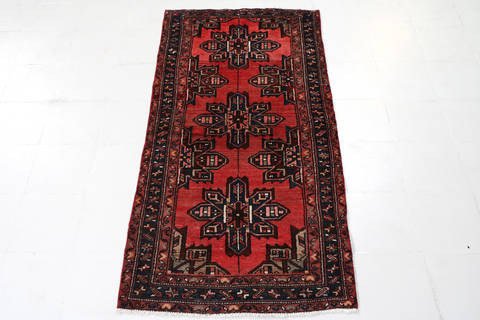 Zanjan Red Runner Hand Knotted 33 X 67 Area Rug 99-111502 Image 1