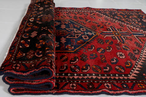 Zanjan Red Hand Knotted 36 X 60 Area Rug 99-111503 Image 11