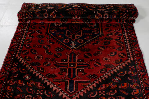 Zanjan Red Hand Knotted 36 X 60 Area Rug 99-111503 Image 12