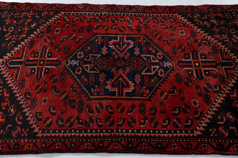 Zanjan Red Hand Knotted 36 X 60 Area Rug 99-111503 Image 4