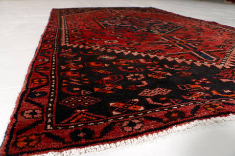 Zanjan Red Hand Knotted 36 X 60 Area Rug 99-111503 Image 9