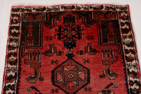 Zanjan Red Runner Hand Knotted 29 X 62 Area Rug 99-111509 Image 2