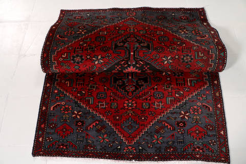 Zanjan Red Hand Knotted 37 X 62 Area Rug 99-111525 Image 12