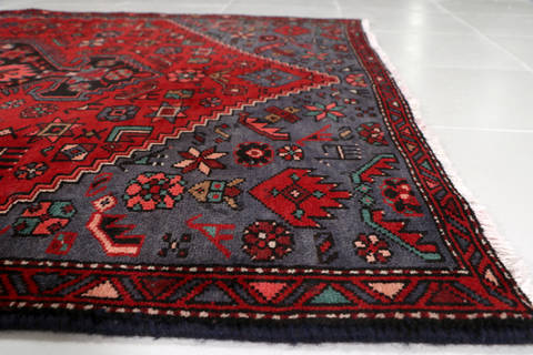 Zanjan Red Hand Knotted 37 X 62 Area Rug 99-111525 Image 9