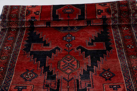 Hamedan Red Runner Hand Knotted 33 X 66 Area Rug 99-111538 Image 9