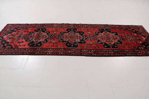 Zanjan Red Runner Hand Knotted 36 X 104 Area Rug 99-111569 Image 5