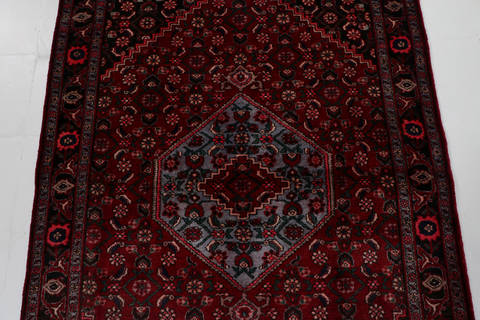 Zanjan Red Hand Knotted 43 X 67 Area Rug 99-111607 Image 6