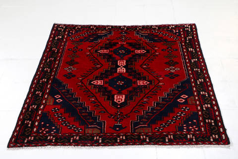 Hamedan Red Square Hand Knotted 48 X 410 Area Rug 99-111636 Image 2