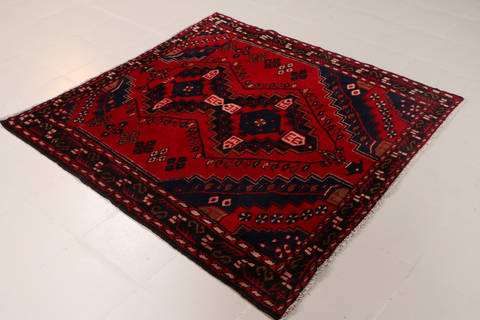 Hamedan Red Square Hand Knotted 48 X 410 Area Rug 99-111636 Image 3