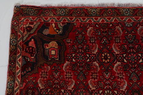 Bidjar Red Hand Knotted 31 X 50  Area Rug 99-111645 Image 3