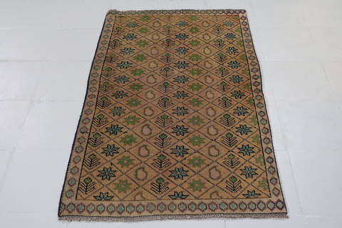 Tabriz Yellow Hand Knotted 30 X 48  Area Rug 99-111647 Image 1