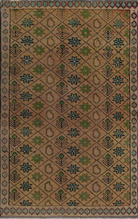 Tabriz Yellow Hand Knotted 30 X 48  Area Rug 99-111647 Image 0