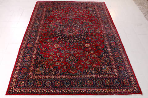 Mashad Red Hand Knotted 82 X 112 Area Rug 99-111667 Image 1