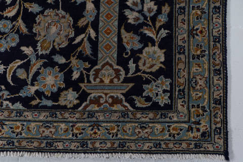 Kashan Blue Hand Knotted 70 X 109 Area Rug 99-111727 Image 15