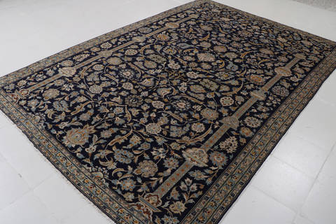 Kashan Blue Hand Knotted 70 X 109 Area Rug 99-111727 Image 3