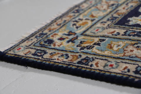 Kashan Blue Hand Knotted 70 X 109 Area Rug 99-111727 Image 8